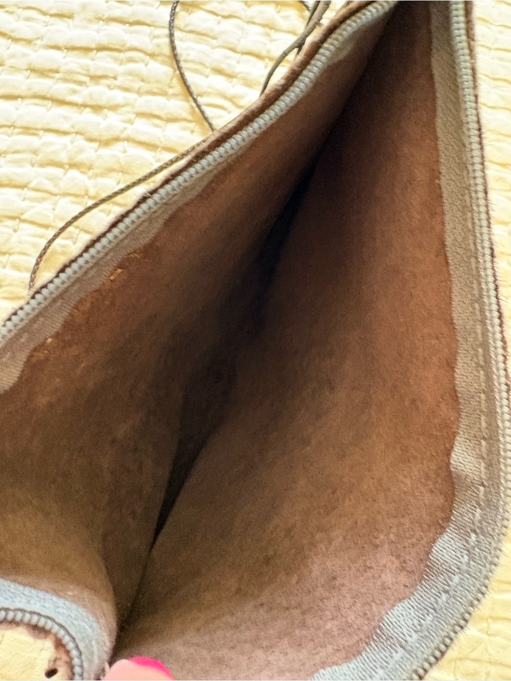 B. May Embossed Skull Crossbody bag - Picture 6 of 10